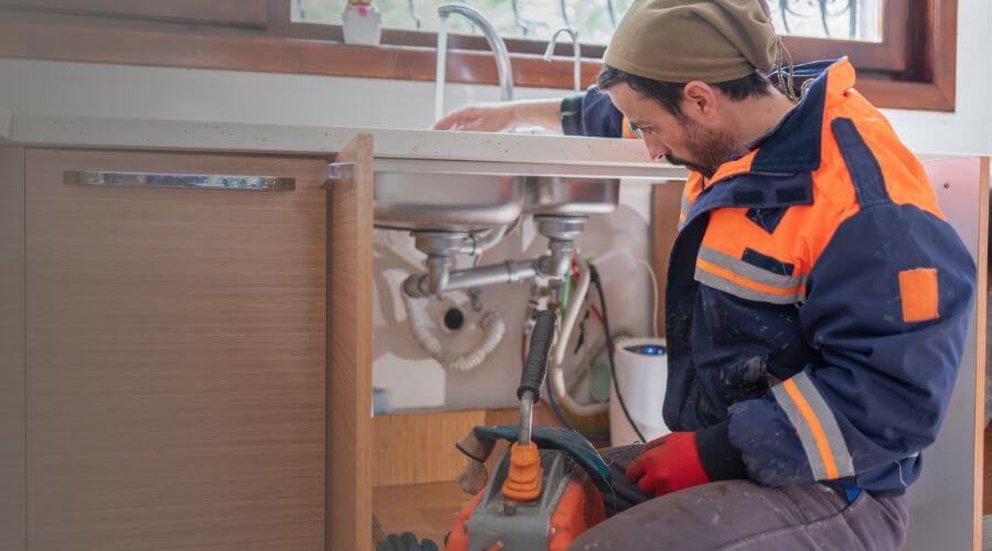 Local expert plumbing services in Gillespie, IL